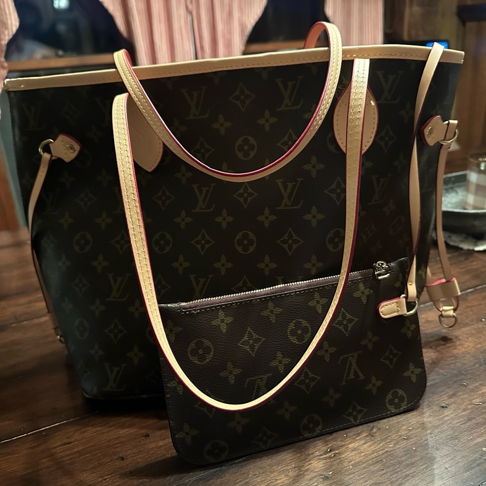 Louis Vuitton Brown Monogram Tote Bag - Picture 7 of 12